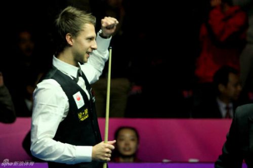 则在中场拥 则在中场拥