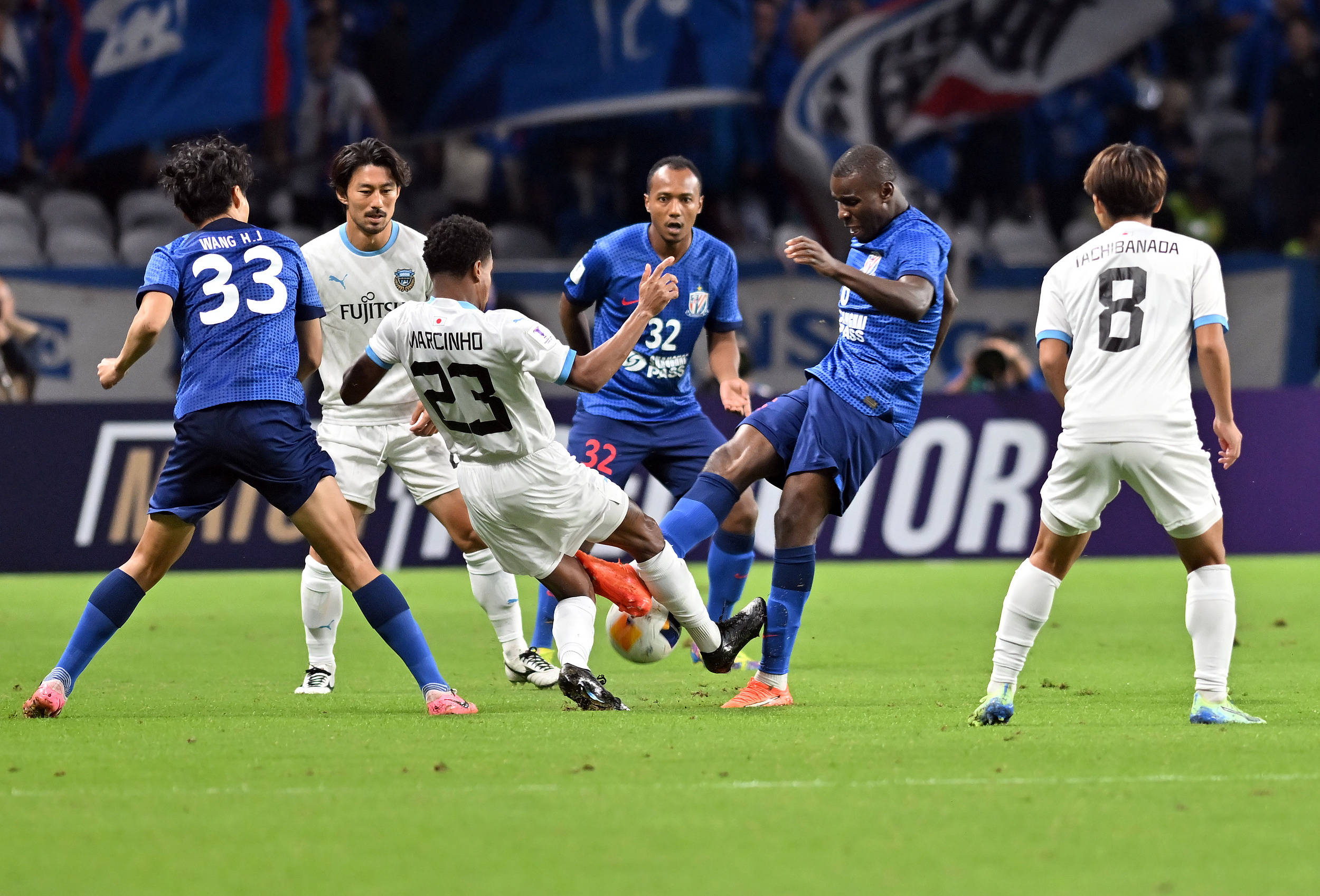 给巴黎造成 给巴黎造成